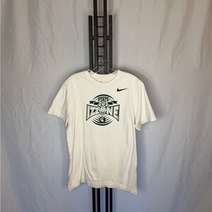 Nike‎ White and Green Short Sleeve Tee